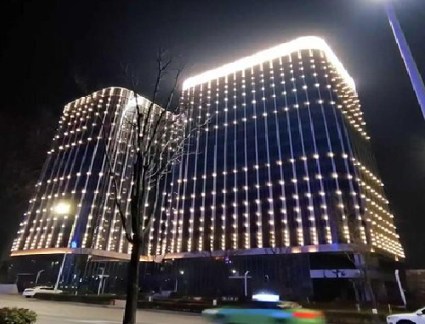  隆安亮化工程安装注意事项。